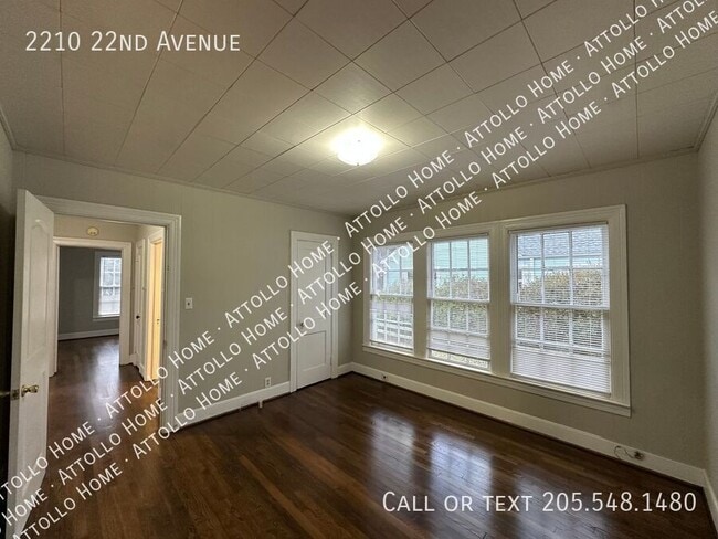 Building Photo - 2210 22nd Ave