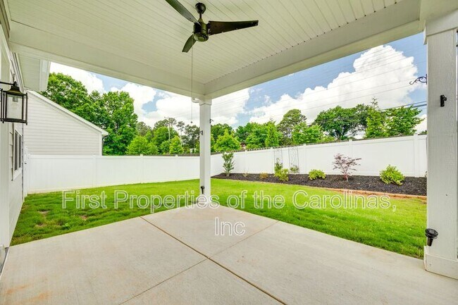 Building Photo - 13702 Tranquil Day Dr