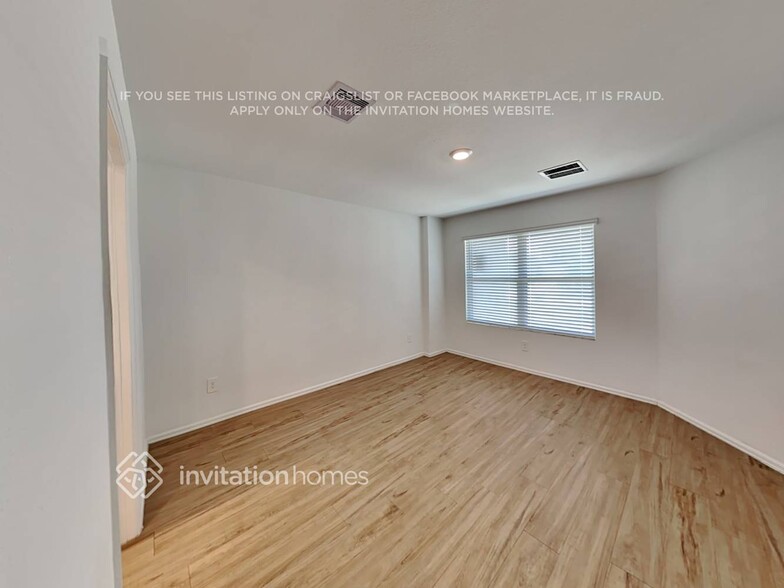 Building Photo - 24030 Laurel Farms Dr
