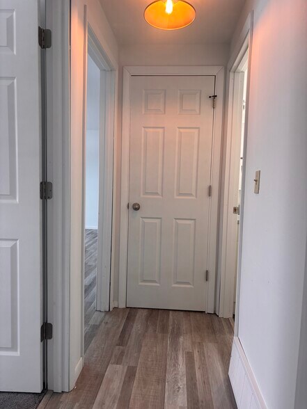 Building Photo - W557 Mary Ln