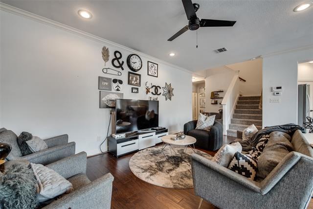 Building Photo - 4154 Florence Dr