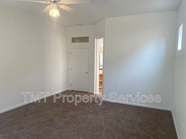 Building Photo - 9265 Horsham Ct