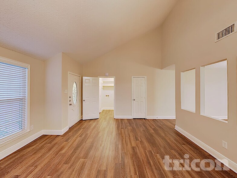 Building Photo - 9607 Cleveland Bay Ct