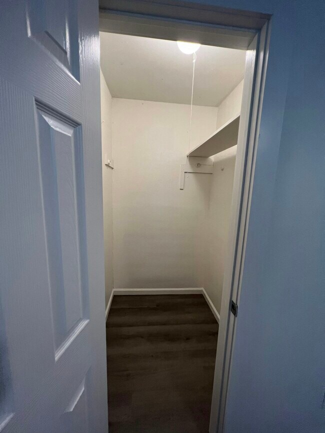 Building Photo - 3458 Willowrun Dr