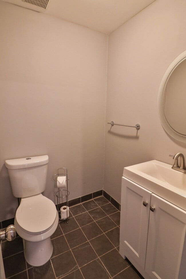 Building Photo - 10488 Parthenon Ct
