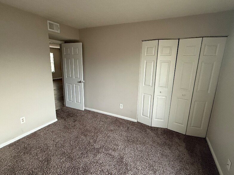 Building Photo - 2841 Frontier Ct