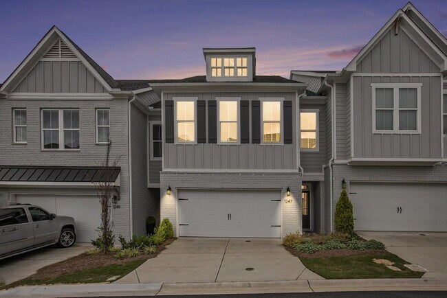 Building Photo - 1247 Winterhaven Dr