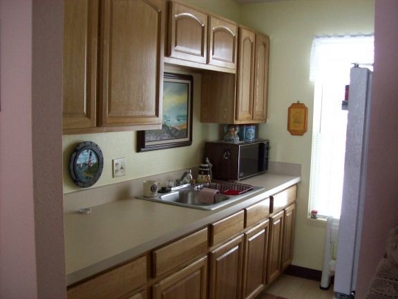 Kitchen - Linden Apartments