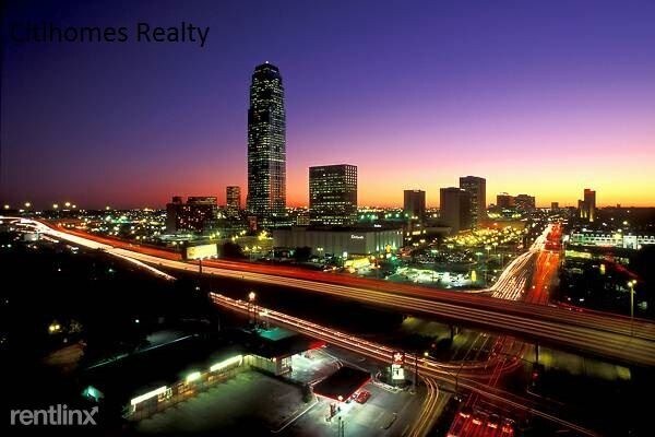 Building Photo - 2213 Fountain View Dr