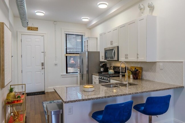 Building Photo - 306 Mulberry St