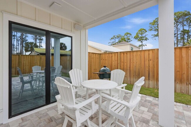 Building Photo - 304 Palm Beach Dr