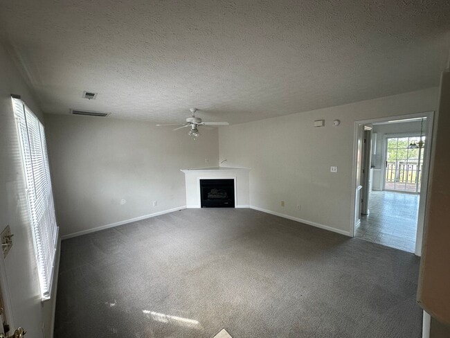 Building Photo - Ashwood Townhomes in Forest, VA