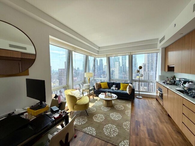Building Photo - 1 bedroom in New York NY 10018