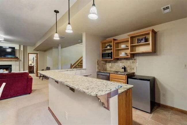 Building Photo - 1205 Wentwood Dr