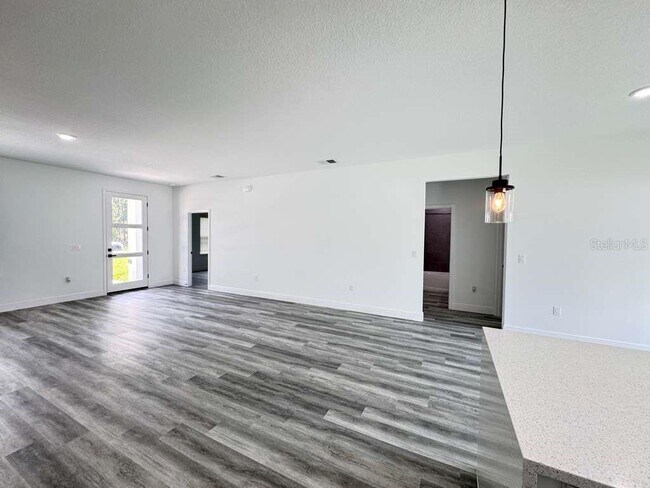 Building Photo - 5998 SW 128th St Rd