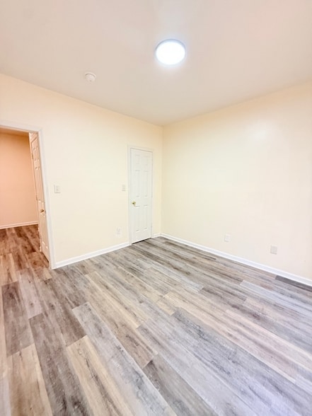 Building Photo - 606 North St