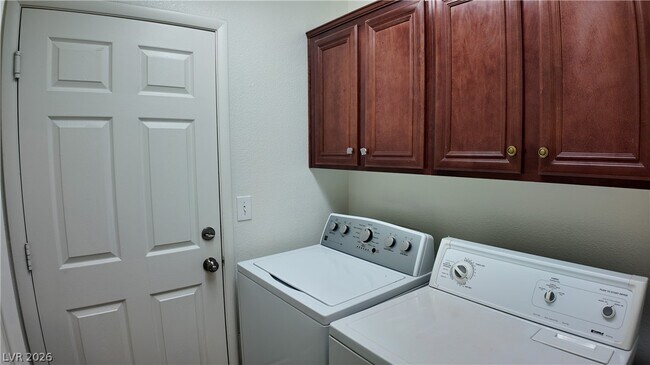 Building Photo - 11104 Calder Ave