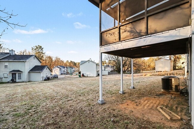 Building Photo - 3 Bedroom 2 Bath House