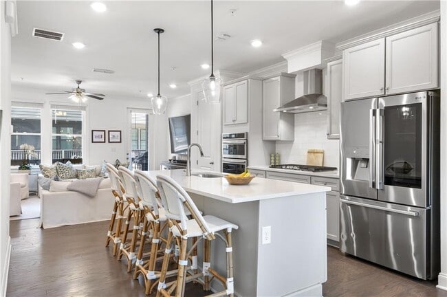 Building Photo - 6529 Beacon Dr