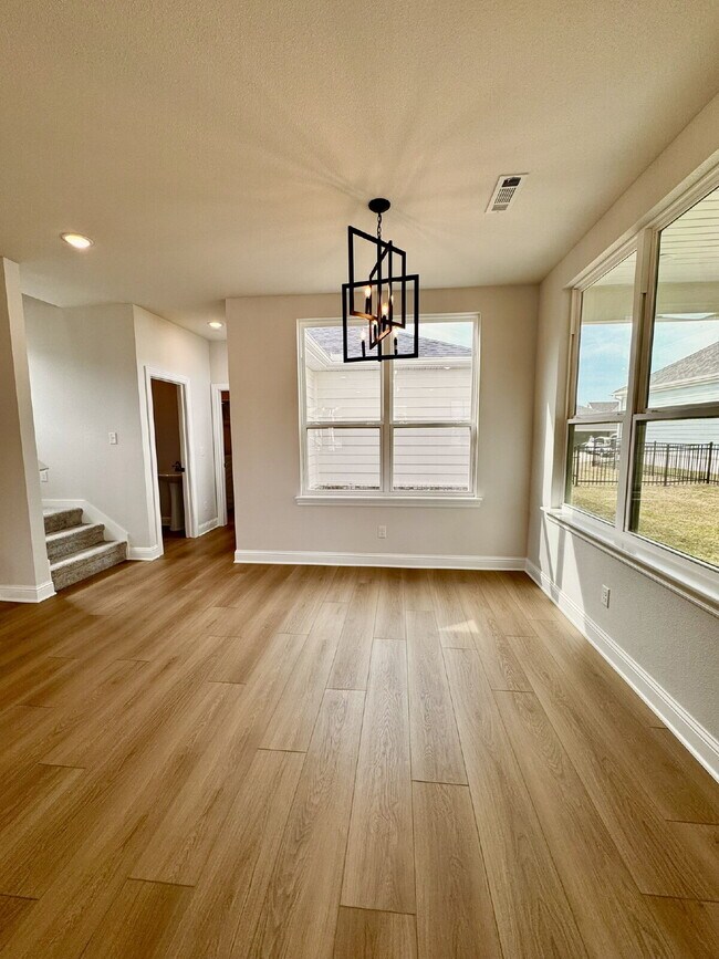 Building Photo - 6747 Winterwood Ave