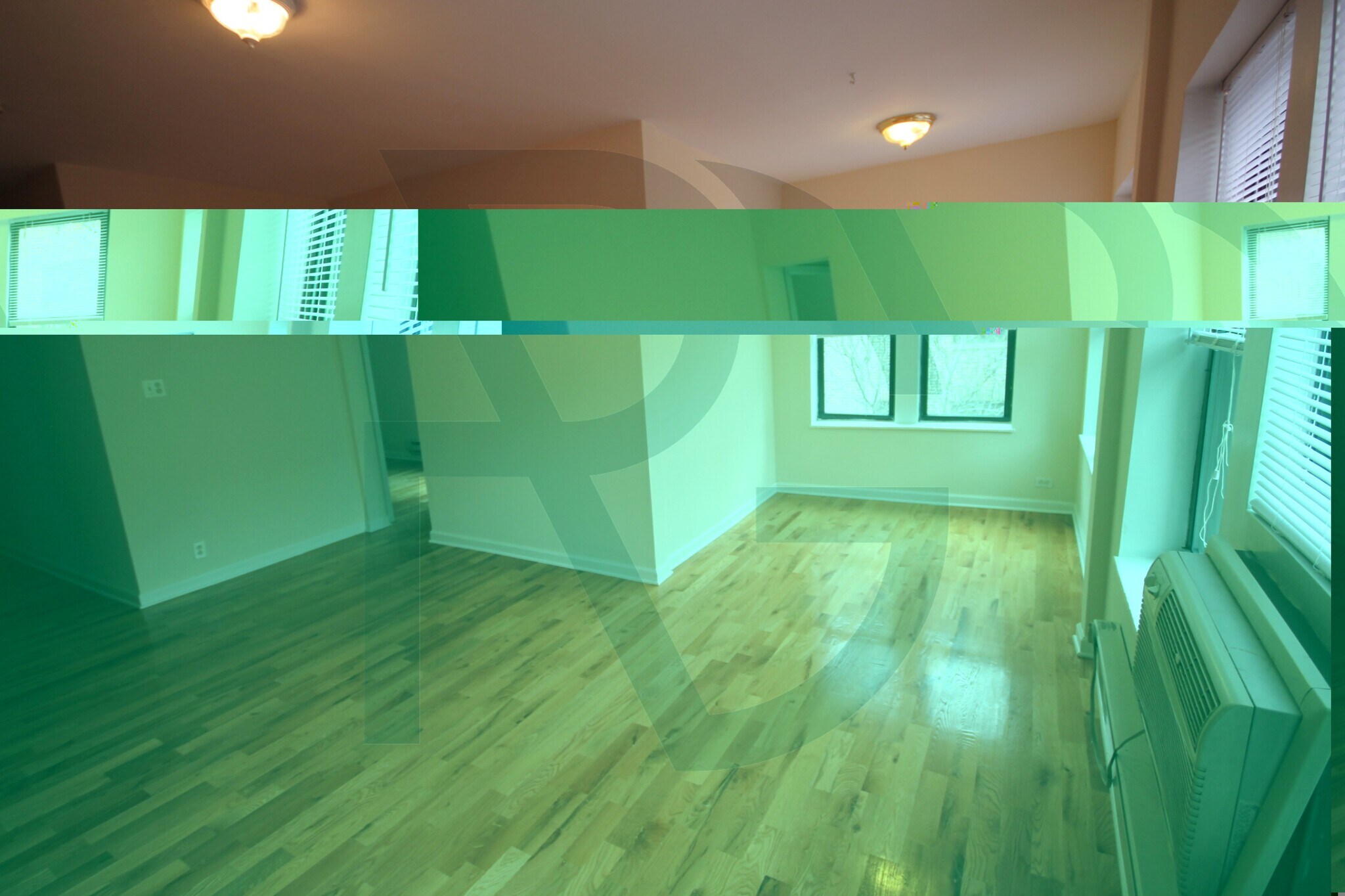 Building Photo - 3721 N Pine Grove Ave