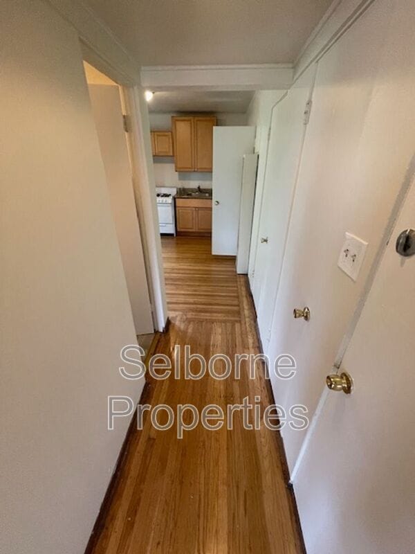 Building Photo - 518 41st St