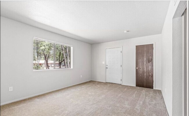 Building Photo - Cute, clean 2 bed / 1 bath in Northeast Payson Neighborhood