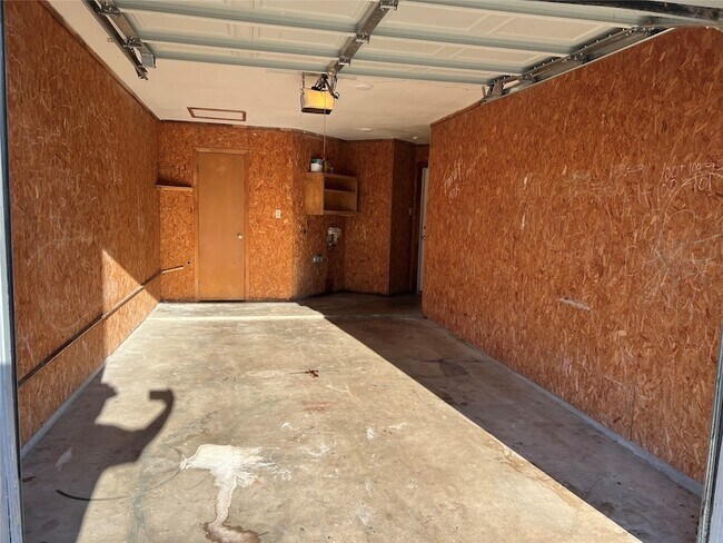 Building Photo - 1509 N Grant Dr