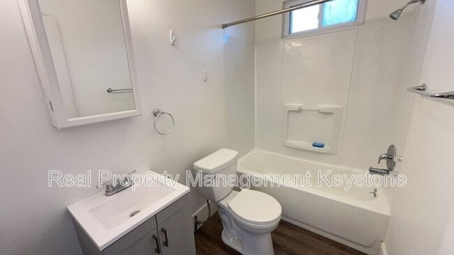 Building Photo - 709 Woodward Ave