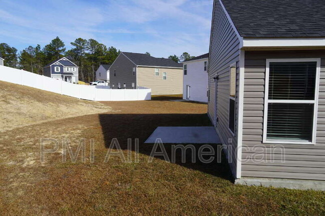 Building Photo - 289 Greenbay St