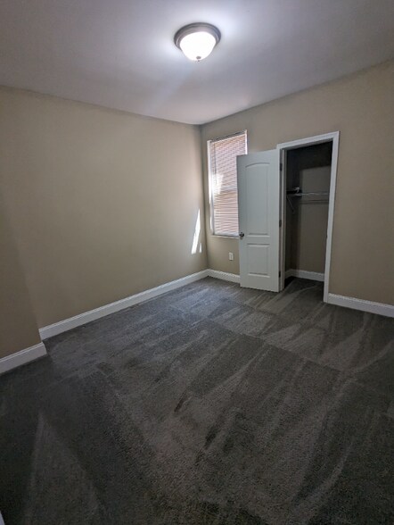 Building Photo - 2307 N Rosedale St