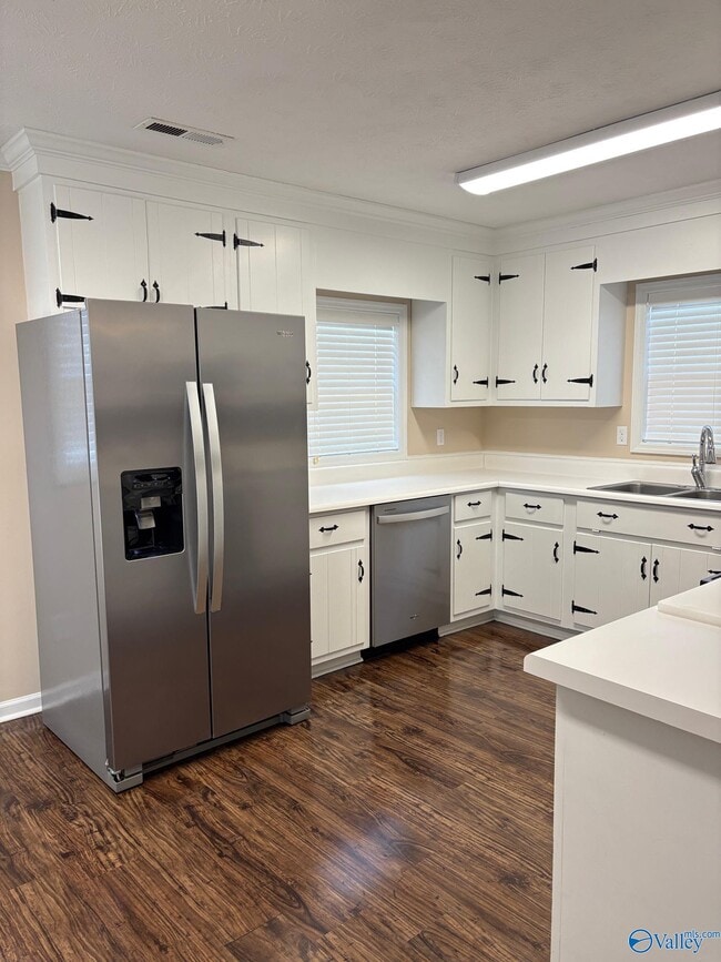 Building Photo - 19669 Moyers Rd