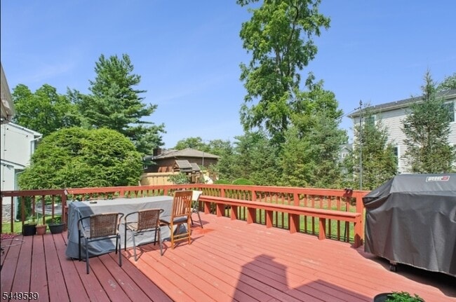 Building Photo - 5 Trombley Dr
