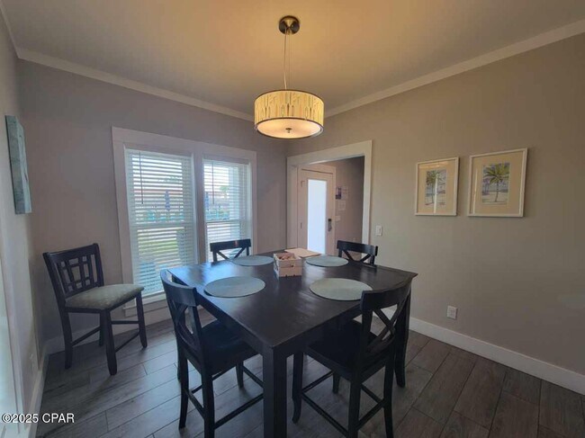 Building Photo - 100 Sea Breeze Cir