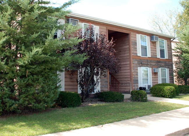 Primary Photo - Bremtown Apartments