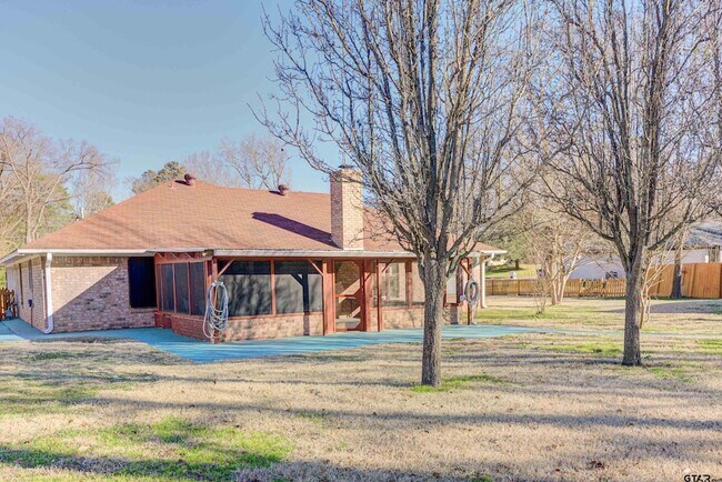 Building Photo - 16744 Overland Stage Dr