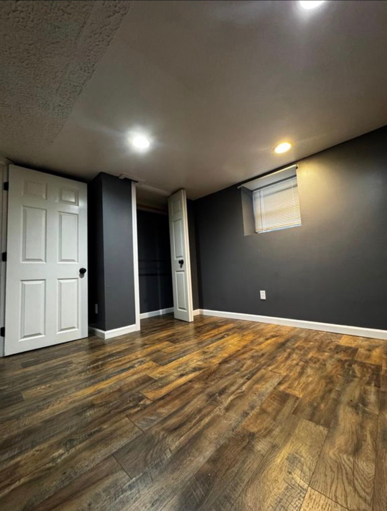 Building Photo - 522 Bayport Ave