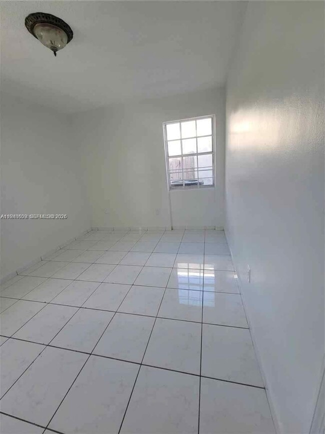 Building Photo - 12305 SW 42nd St