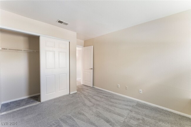 Building Photo - 3145 E Flamingo Rd