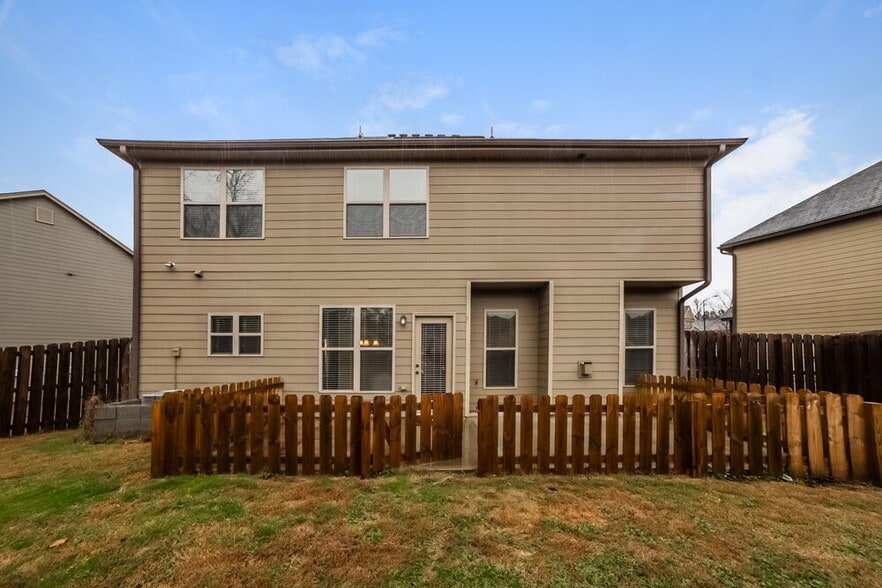 Building Photo - 1115 Joslin Path