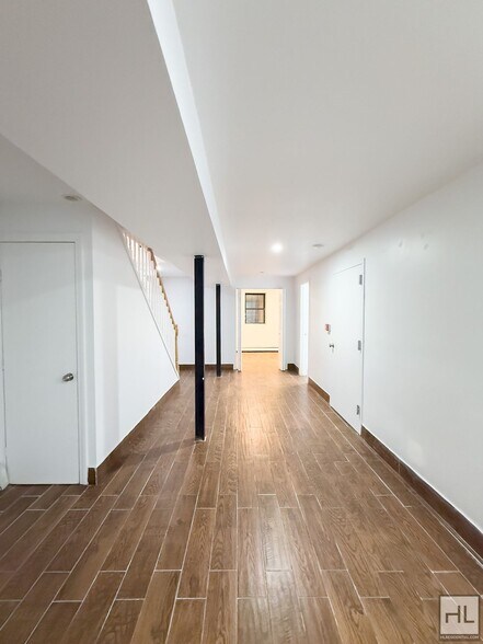 Building Photo - GREENE AVENUE / Spacious Bed-Stuy 2-Bed 1....