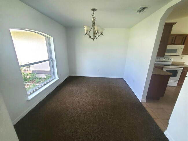 Building Photo - 6605 SW 129th Loop