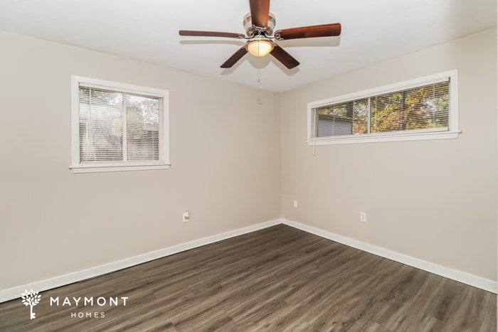 Building Photo - 421 Monica Ln