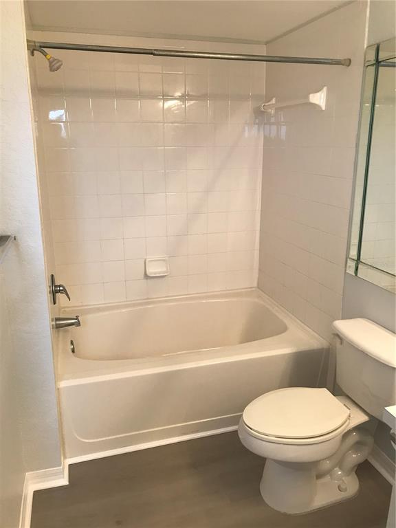 Building Photo - 5122 Northridge Rd