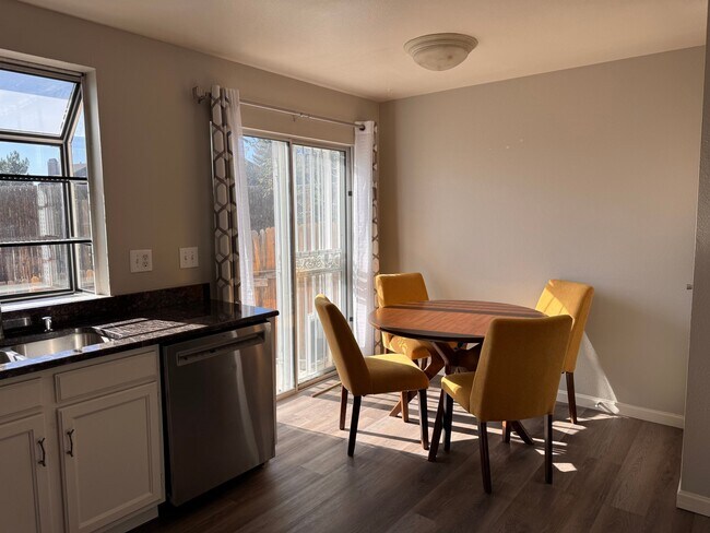 Building Photo - 4633 S Crystal Way