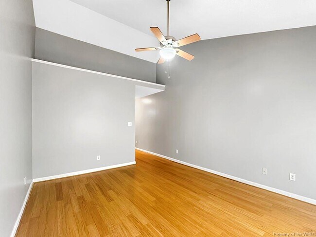 Building Photo - 805 Settlement Dr
