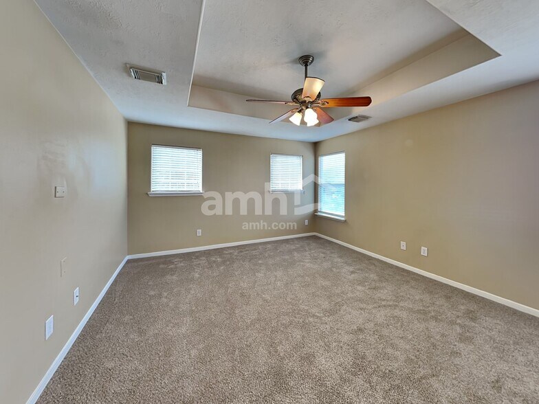 Building Photo - 8002 Ginger Park Dr