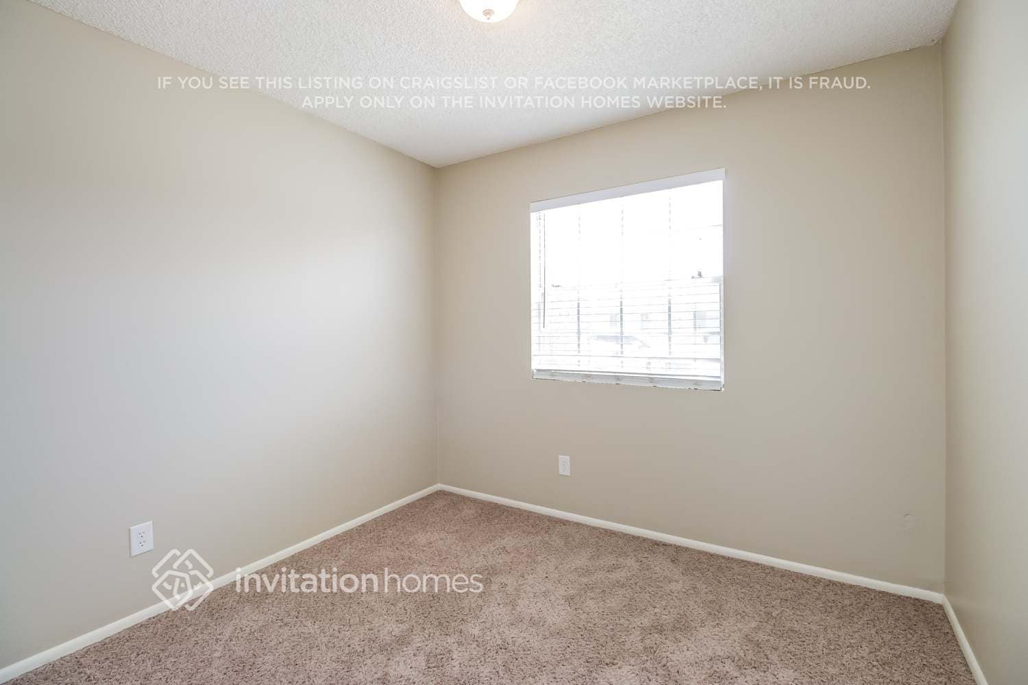 Building Photo - 18424 N 56th Ave