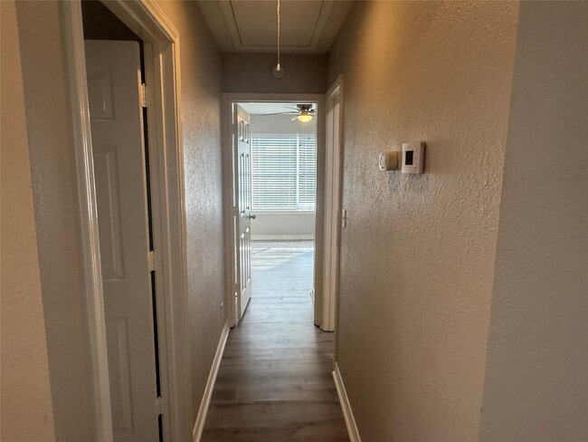 Building Photo - 140 Chuck Wagon