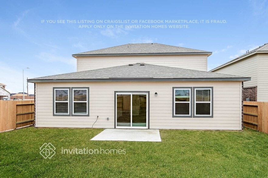 Building Photo - 27210 Clear Breeze Drive